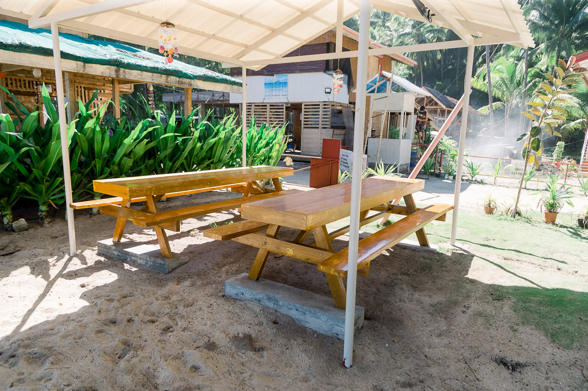 Beach Tables — supplied resort photo 1