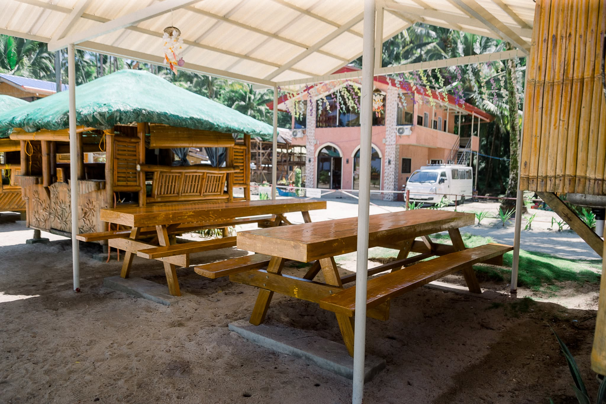 Beach Tables — thumbnail 2